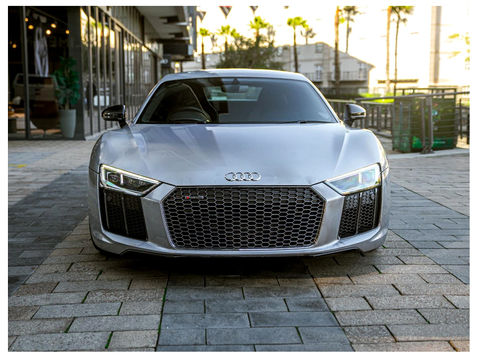 AUDI R8 5.2 FSi QUATTRO S TRONIC (PLUS), image 2