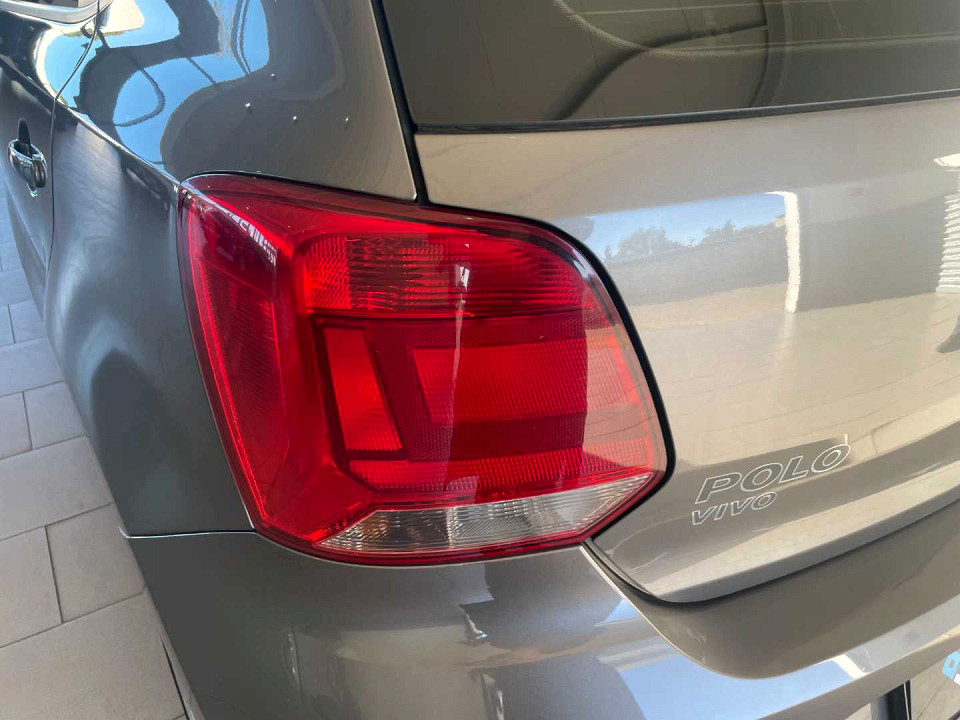 VOLKSWAGEN POLO VIVO 1.4 TRENDLINE (5DR), image 2