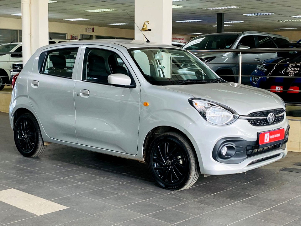 TOYOTA VITZ 1.0 XR, image 1