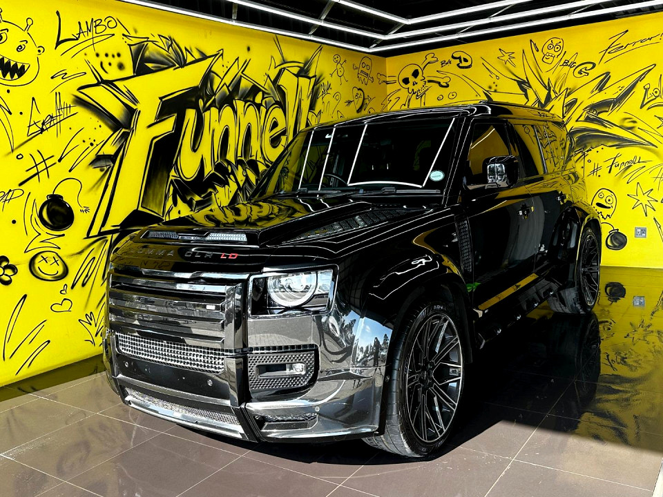 LAND ROVER DEFENDER 110 D300 HSE X-DYNAMIC, image 1
