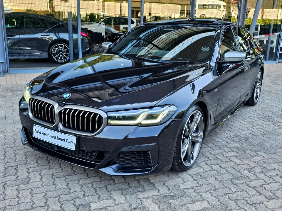 BMW M550i xDRIVE A/T (G30), image 1