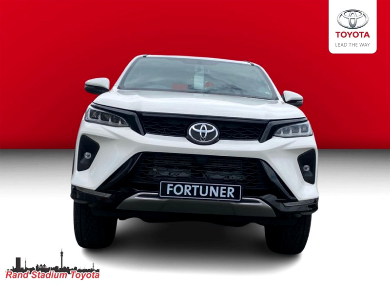 TOYOTA FORTUNER 2.8 GD-6 4X4 AT (MHEV), image 2