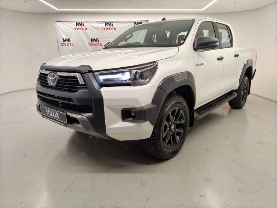 TOYOTA HILUX 2.8 GD-6 RB LEGEND A/T P/U D/C, image 1