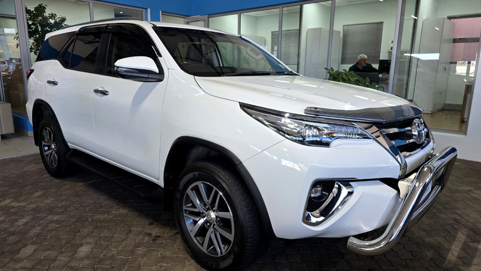 TOYOTA FORTUNER 2.8GD-6 R/B A/T, image 1
