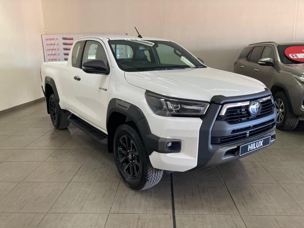 Toyota Hilux Xtra Cab 2.8 GD-6 RB Legend 6MT, image 1