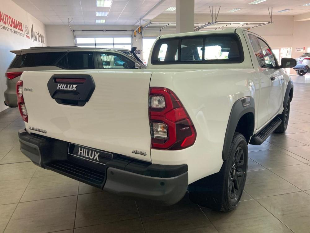Toyota Hilux Xtra Cab 2.8 GD-6 RB Legend 6MT, image 2