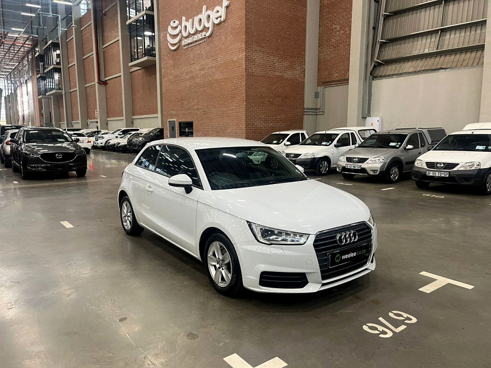 Audi A1 3-door 1.0 TFSI S, image 1