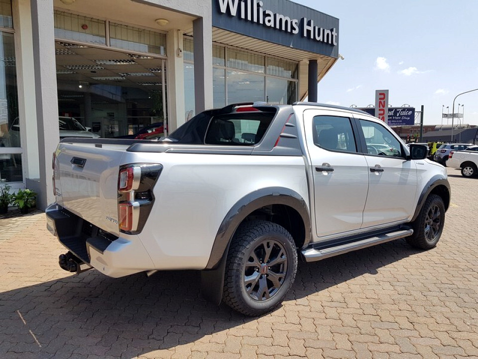 ISUZU D-MAX 3.0 Ddi V-CROSS HR A/T D/C P/U, image 2