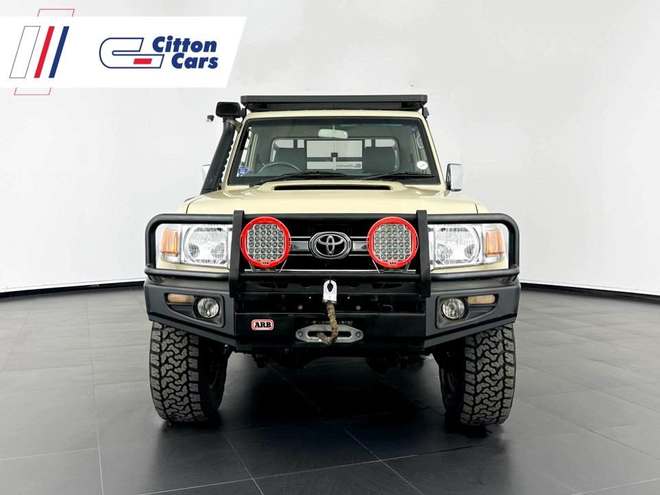 TOYOTA LAND CRUISER 79 4.5D P/U S/C, image 1
