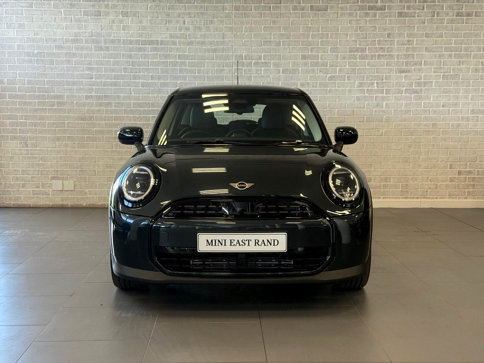 MINI COOPER A/T (F65), image 2