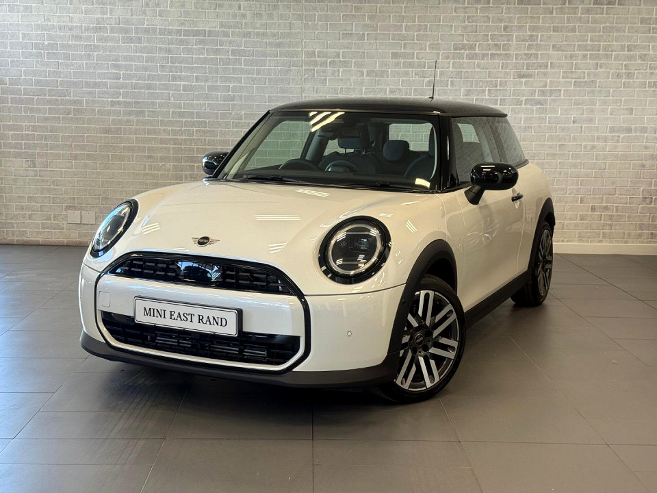 MINI COOPER A/T (F66), image 1