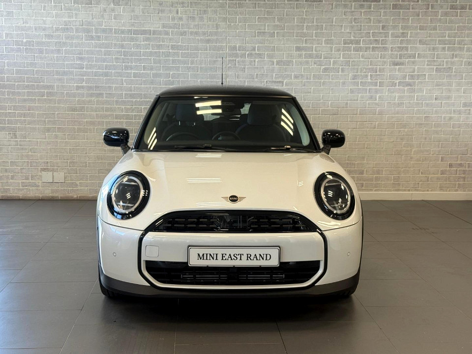 MINI COOPER A/T (F66), image 2
