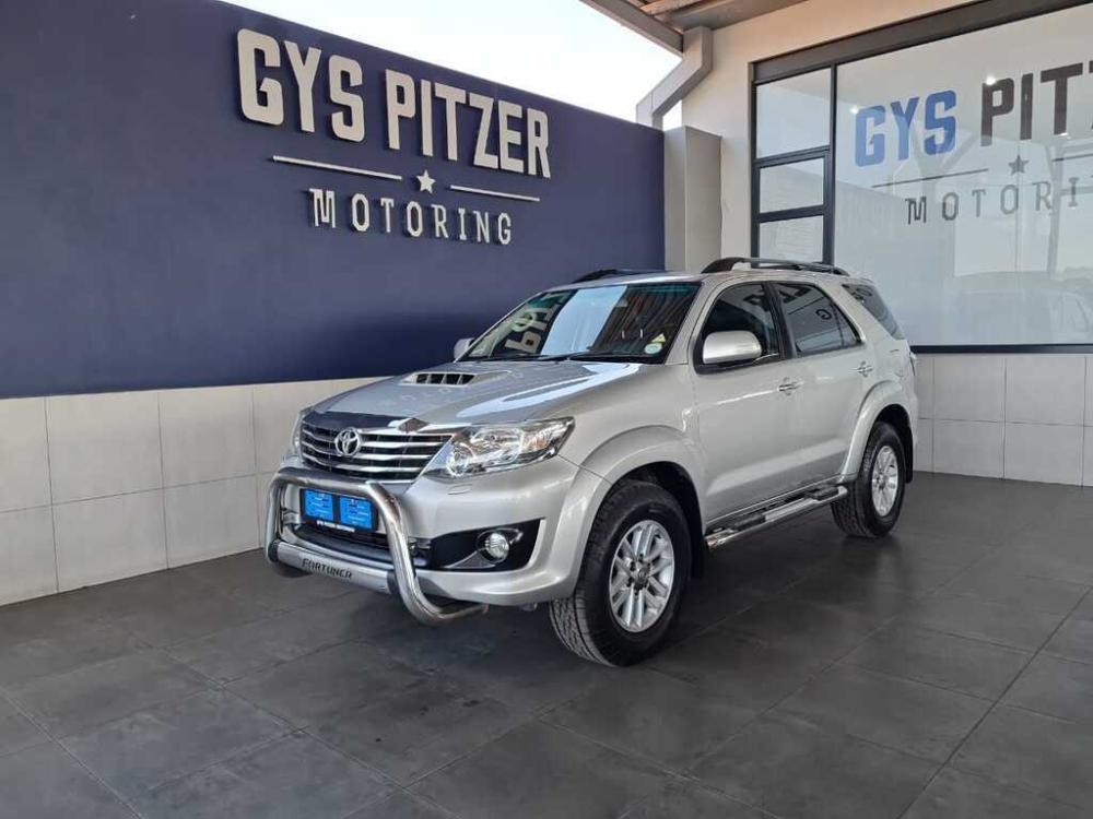 Toyota Fortuner 3.0D-4D, image 1