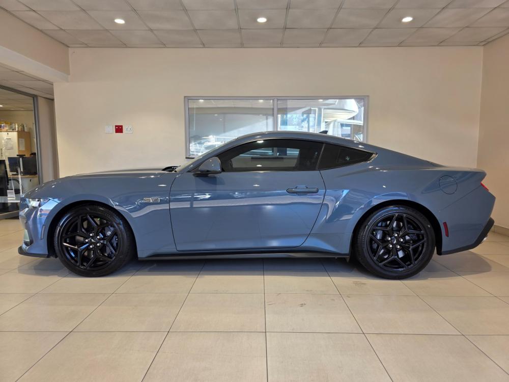 Ford Mustang 5.0 GT A/T, image 2