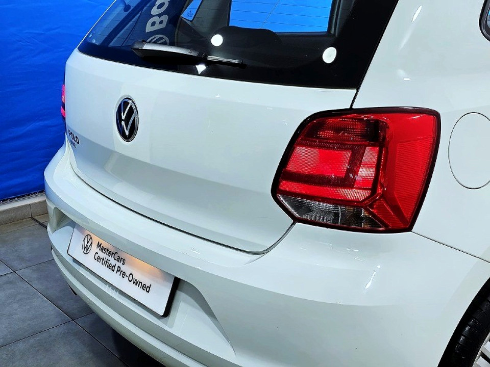 VOLKSWAGEN POLO VIVO 1.4 (5DR), image 2