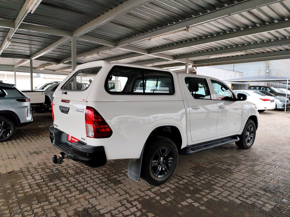 TOYOTA HILUX 2.4 GD-6 RAIDER 4X4 A/T P/U D/C, image 2