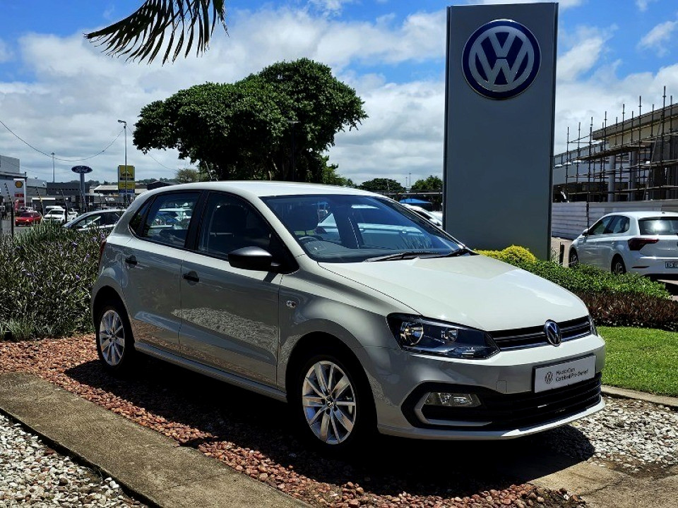 VOLKSWAGEN POLO VIVO 1.4 (5DR), image 1