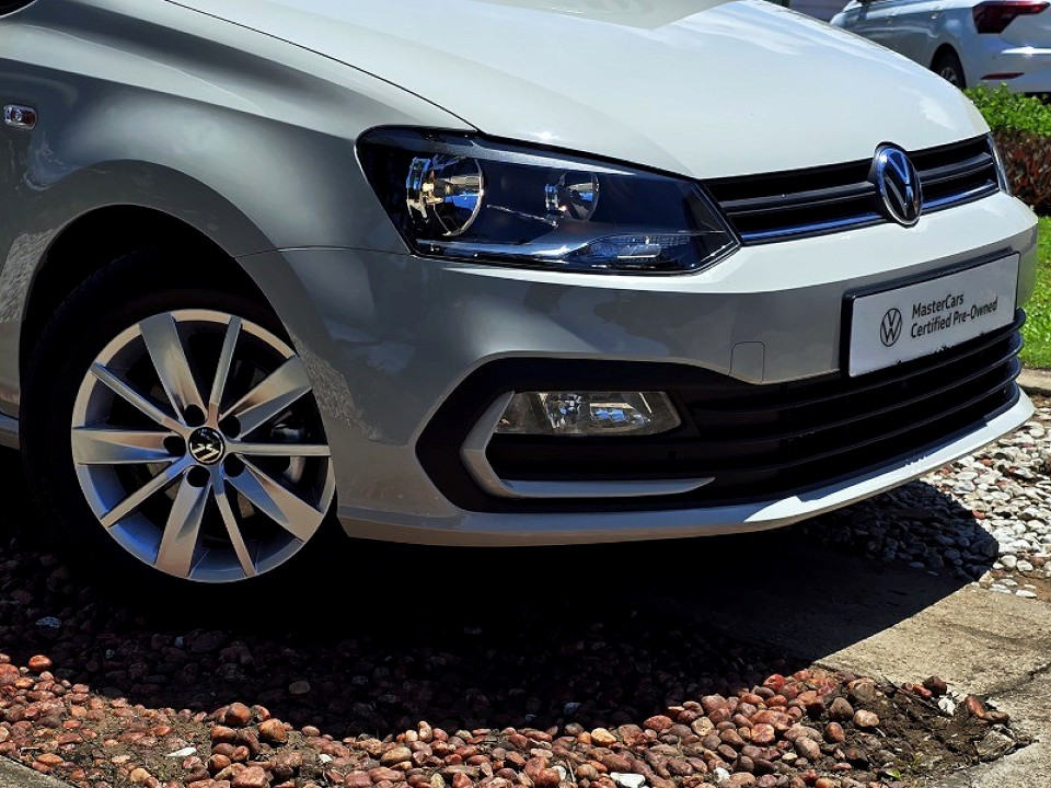 VOLKSWAGEN POLO VIVO 1.4 (5DR), image 2