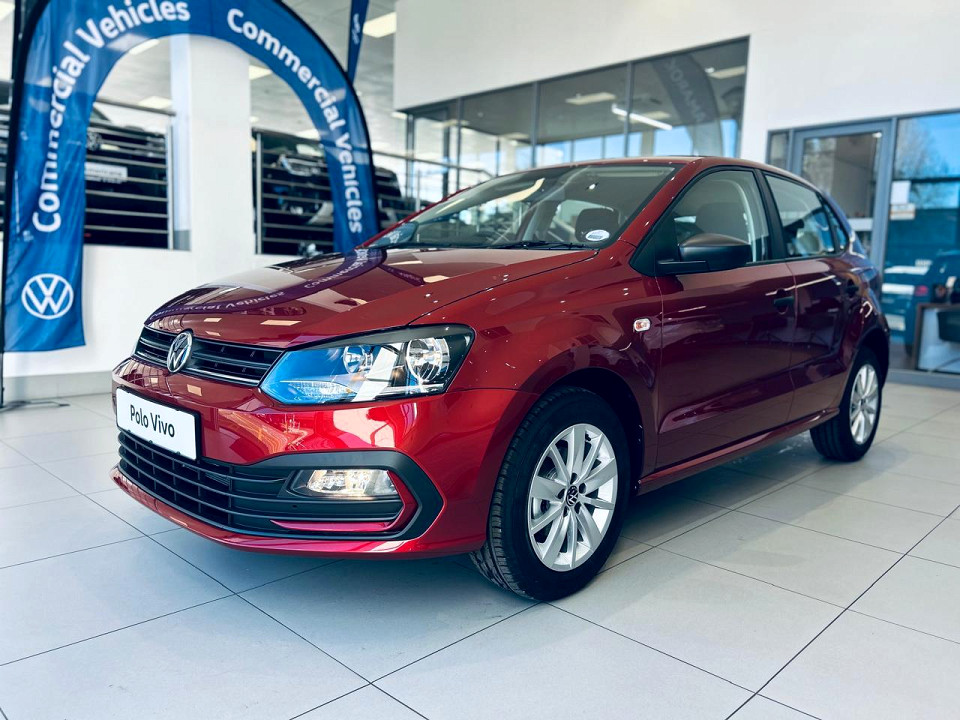 VOLKSWAGEN POLO VIVO 1.4 (5DR), image 2