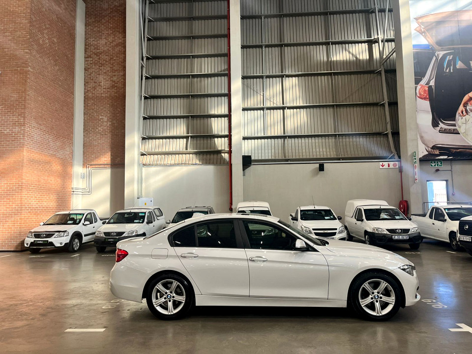 BMW 320D A/T (F30), image 2