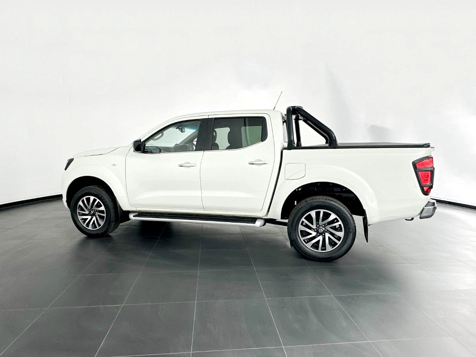 NISSAN NAVARA 2.3D SE 4X4 P/U D/C, image 2