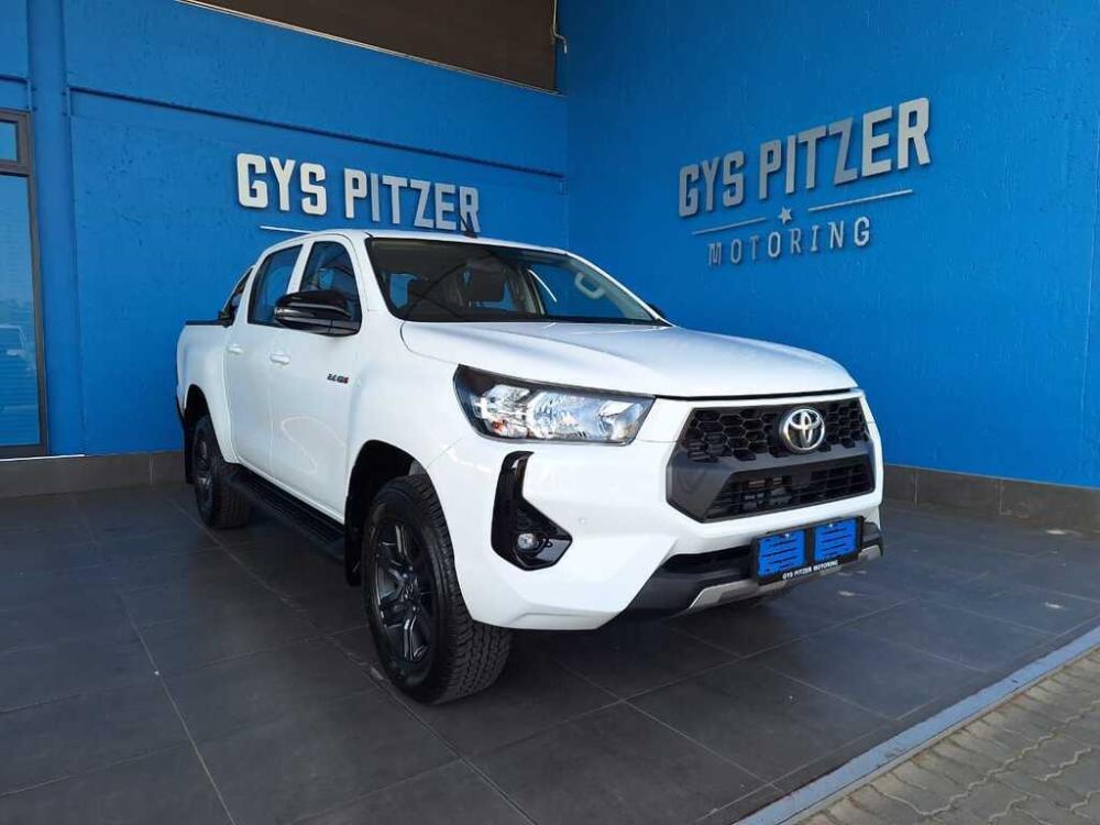 Toyota Hilux Double Cab 2.4GD6 4X4 Raider AT, image 1