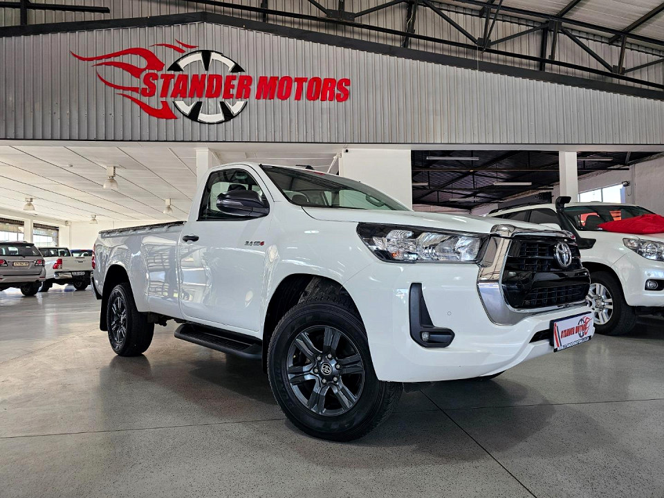 Toyota Hilux 2.4 GD-6 4X4 Raider 6MT, image 2