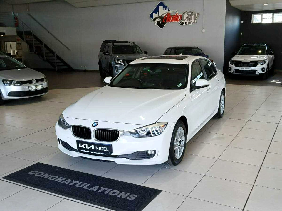 BMW 316i A/T (F30), image 1
