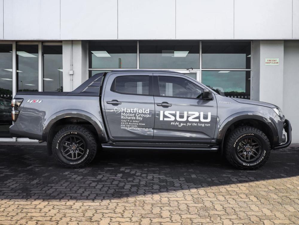 Isuzu D-MAX 3.0 Ddi V-Cross HR 4X4 A/T D/C P/U, image 2