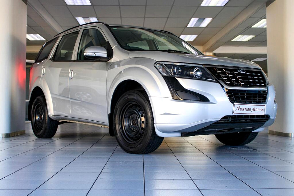 MAHINDRA XUV 500 2.2D MHAWK (W4) 7 SEAT, image 1