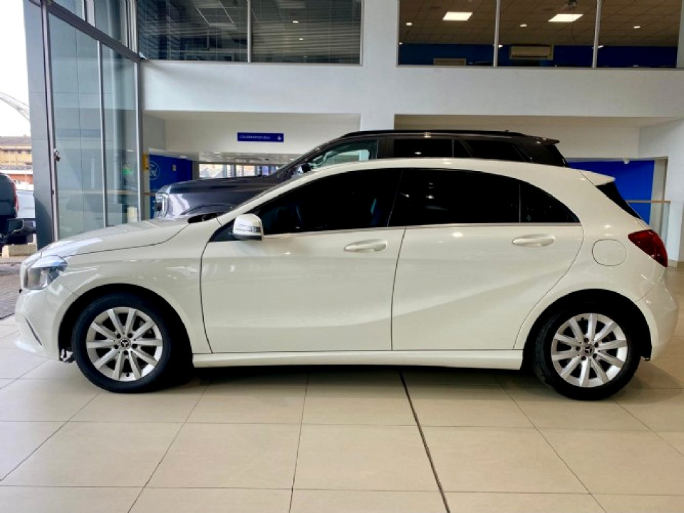 MERCEDES-BENZ A200 STYLE, image 2