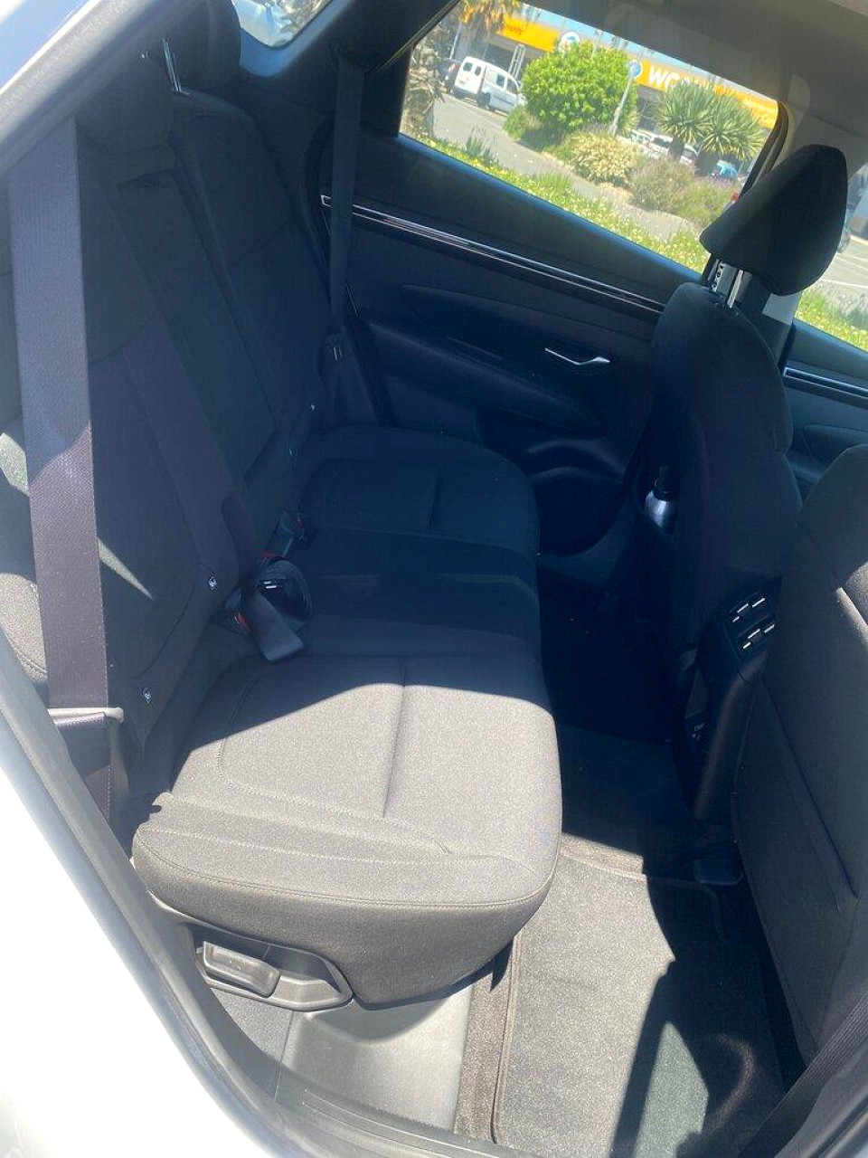 HYUNDAI TUCSON 2.0 PREMIUM A/T, image 2
