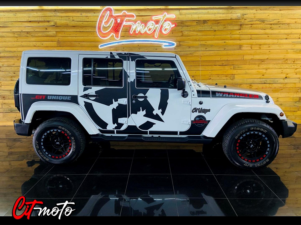 JEEP WRANGLER UNLTD SAHARA 3.6L V6 A/T, image 2