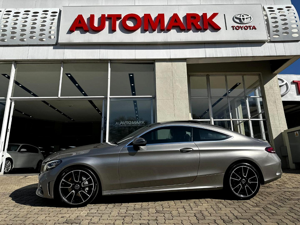 Mercedes-Benz C300 coupe AMG Line, image 1