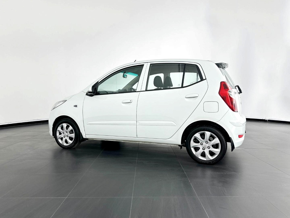 HYUNDAI i10 1.1 GLS/MOTION, image 2