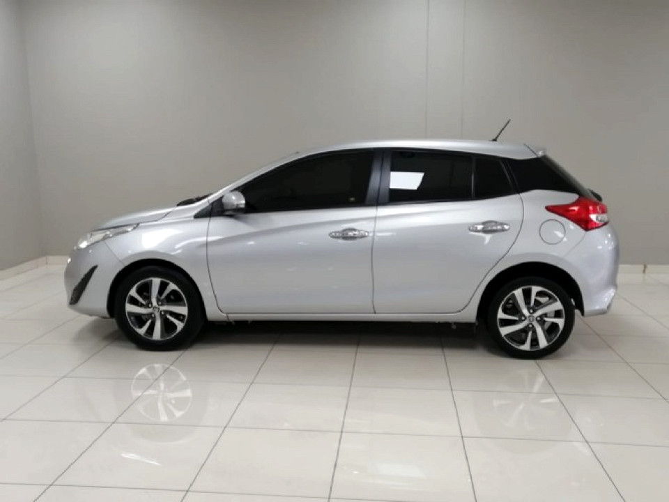 TOYOTA YARIS 1.5 Xs 5Dr, image 2