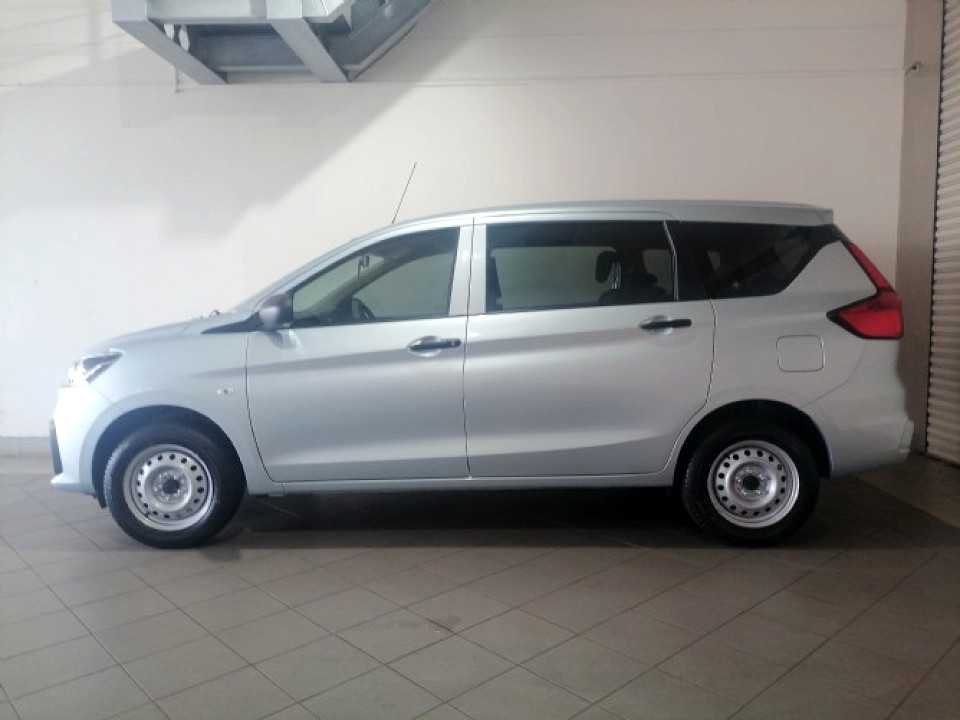 SUZUKI ERTIGA 1.5 GA, image 2