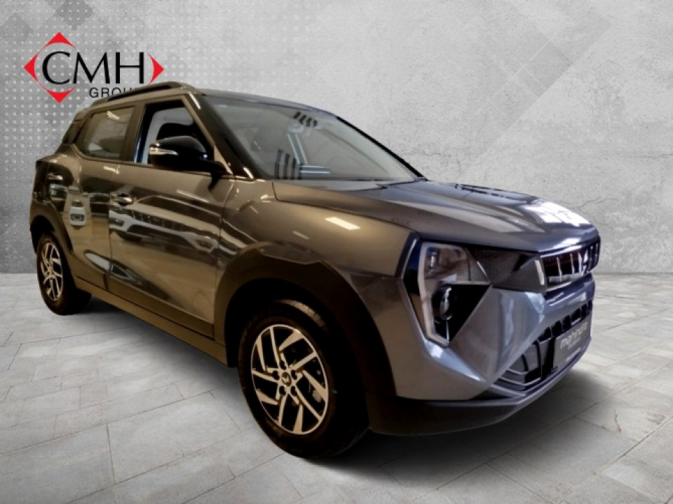 MAHINDRA XUV3XO 1.2T AX5, image 1