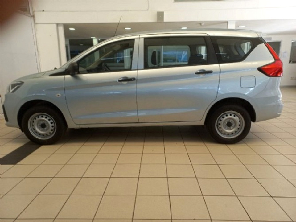 SUZUKI ERTIGA 1.5 GA, image 2