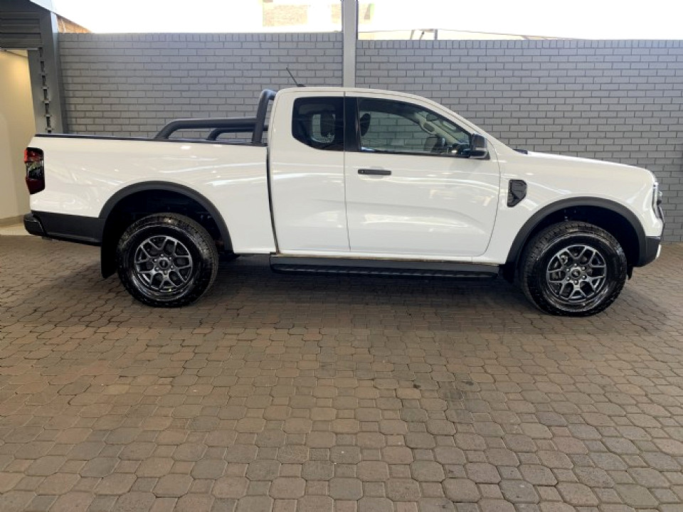 FORD RANGER 2.0D BI TURBO XLT HR A/T 4X4 SUPER CAB P/U, image 2