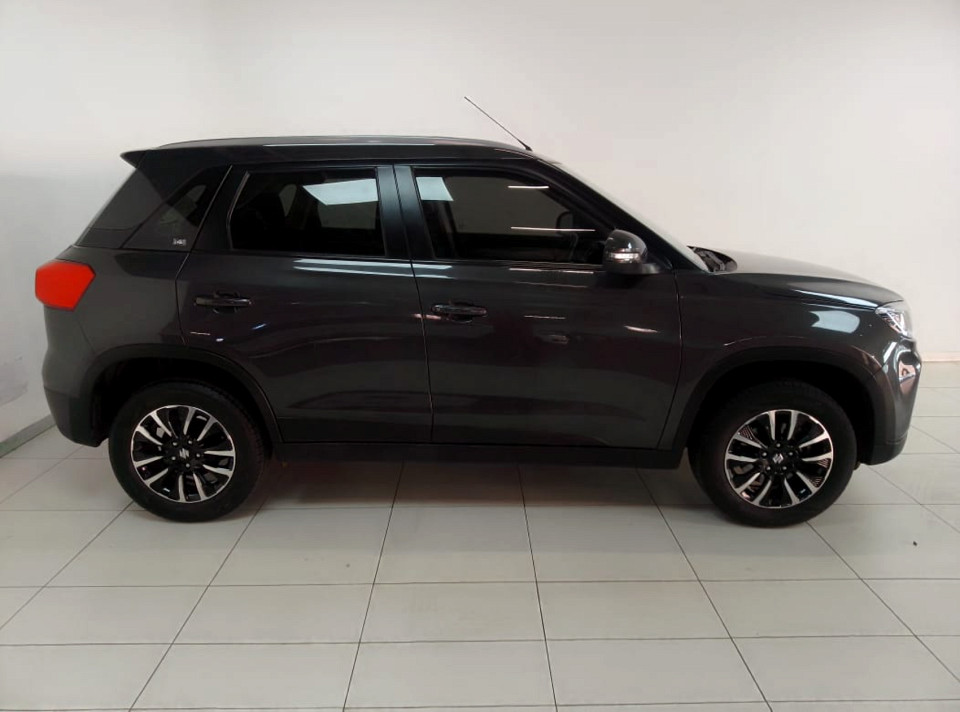 SUZUKI VITARA BREZZA 1.5 GLX, image 1
