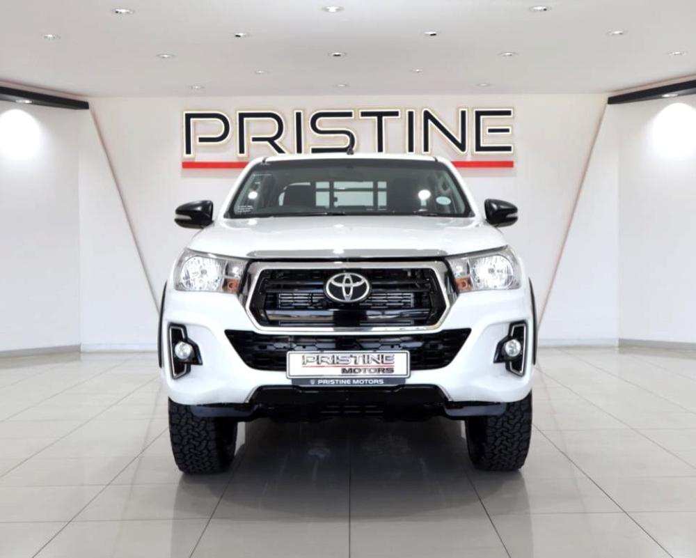 Toyota Hilux 2.4GD-6 double cab 4x4 SRX auto, image 2