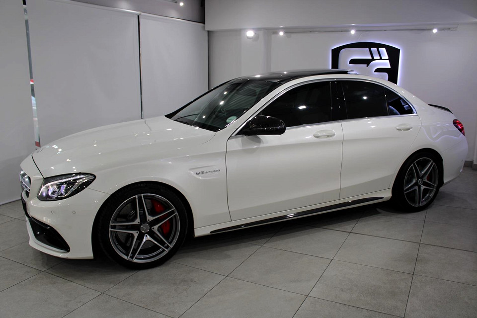 MERCEDES-BENZ C63 AMG S, image 2