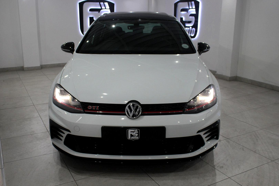Volkswagen Golf 2.0 TSI GTI Clubsport DSG, image 2