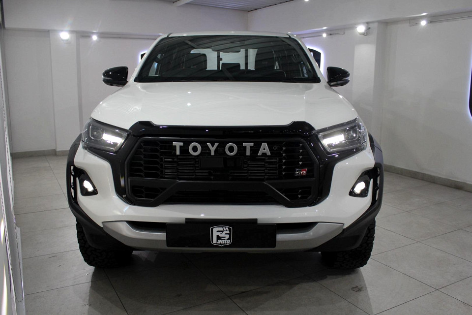 TOYOTA HILUX 2.8 GD-6 GR-S 4X4 A/T P/U D/C, image 2