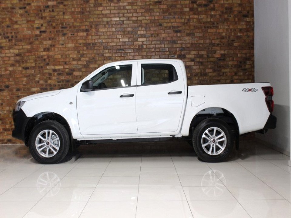 ISUZU D-MAX 1.9 Ddi L 4X4 D/C P/U, image 2