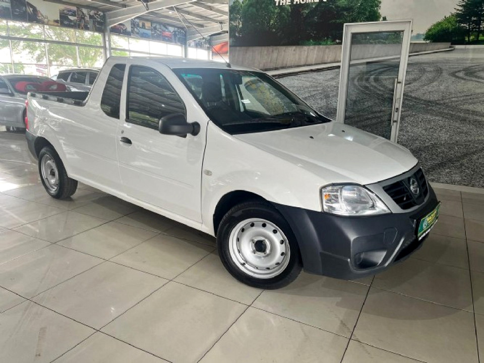 NISSAN NP200 1.6  A/C SAFETY PACK P/U S/C, image 1