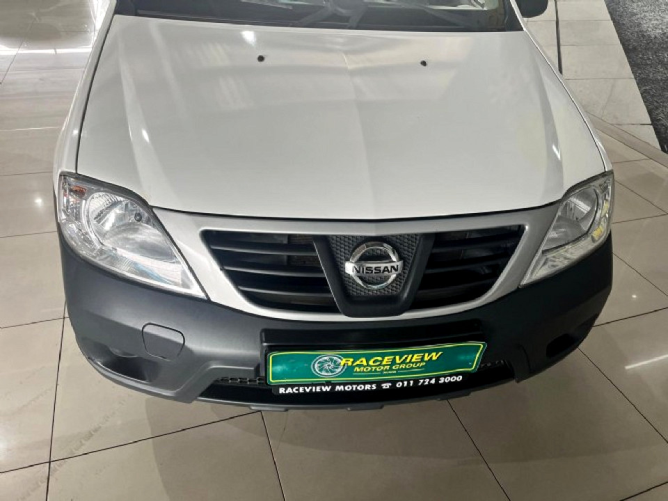 NISSAN NP200 1.6  A/C SAFETY PACK P/U S/C, image 2
