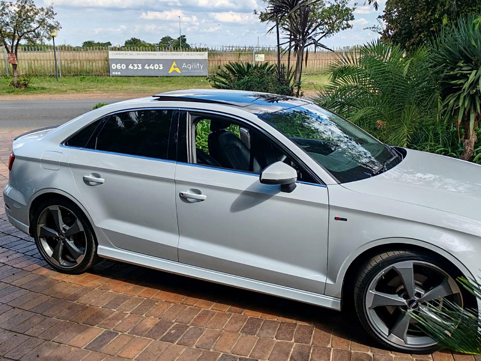 AUDI A3 2.0T FSI STRONIC (40 T FSI), image 1