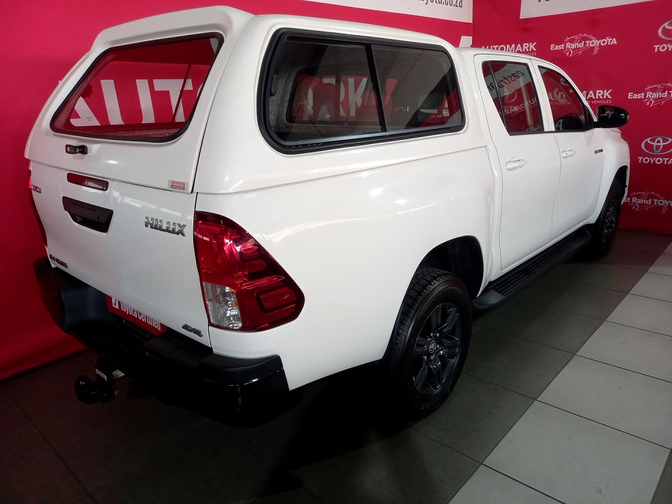 TOYOTA HILUX 2.4 GD-6 RAIDER 4X4 A/T P/U D/C, image 2